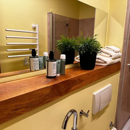 Apartelliment - Smart Uebernachten In アパート *